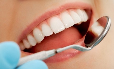 Các dấu hiệu cho thấy răng bạn có nguy cơ bị sâu răng 